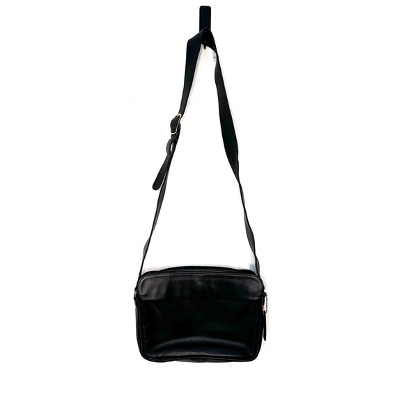 Coach Handbags - Coach | Black Vintage Promenade Black Leather 3 Pocket Camera Bag